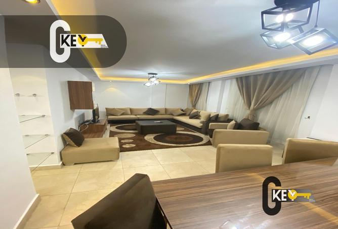 8331505 - Property Image 3