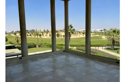 فيلا - 8 غرف نوم - 5 حمامات للبيع في طريق بيفرلي هيلز - الحي السابع عشر - الشيخ زايد - الجيزة