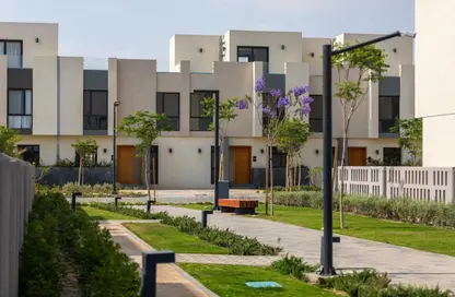 Townhouse - 3 Bedrooms - 3 Bathrooms for sale in Al Burouj Compound - El Shorouk Compounds - Shorouk City - Cairo