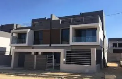 فيلا - 4 غرف نوم - 4 حمامات للبيع في باتيو الزهراء - كمبوندات الشيخ زايد - الشيخ زايد - الجيزة