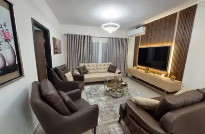 شقة - 3 غرف نوم - 2 حمامات للايجار في ذا ادريس - الحي الثاني عشر - الشيخ زايد - الجيزة