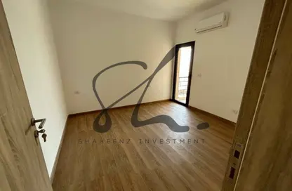 شقة - 3 غرف نوم - 2 حمامات للبيع في مون ريزيدنس - فيفث سكوير - التجمع الخامس - مدينة القاهرة الجديدة - القاهرة