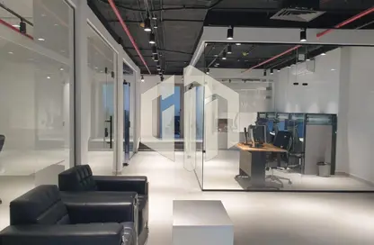Office Space - Studio - 3 Bathrooms for sale in V90 - North Teseen St. - The 5th Settlement - New Cairo City - Cairo