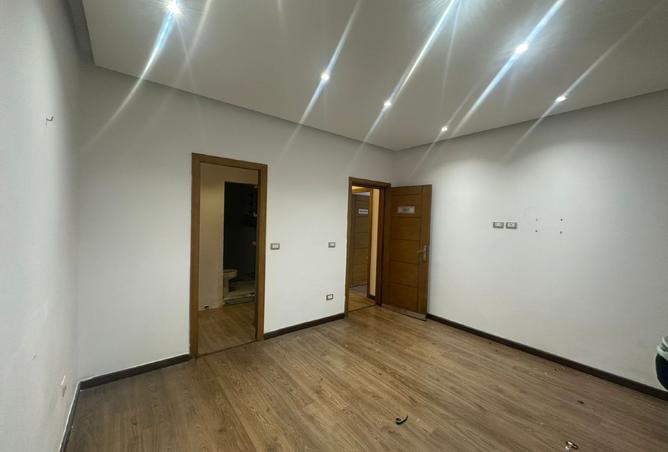 8077220 - Property Main Image