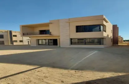 Villa - 4 Bedrooms - 5 Bathrooms for sale in Alma - 2nd District - Sheikh Zayed City - Giza