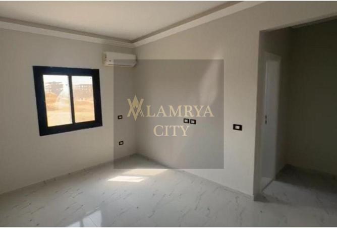 8381510 - Property Image 3