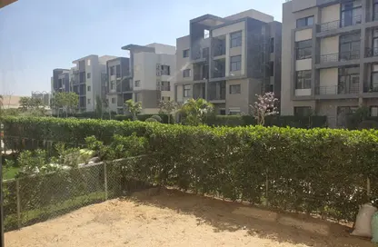 Apartment - 3 Bedrooms - 2 Bathrooms for sale in Moon Residences - Fifth Square - The 5th Settlement - New Cairo City - Cairo