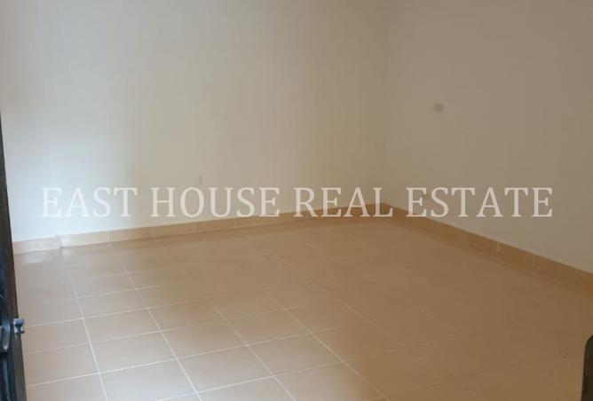 8182879 - Property Image 3