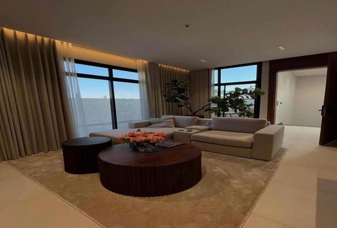 8308915 - Property Image 2