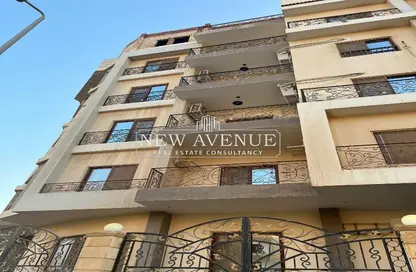 Apartment - 2 Bedrooms - 2 Bathrooms for sale in El Lotus - New Cairo City - Cairo