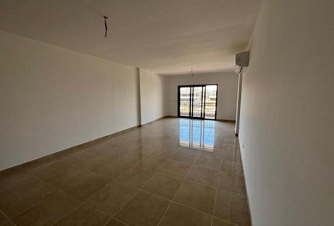 8062170 - Property Image 2