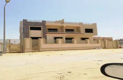 منزل مزدوج - 6 غرف نوم - 6 حمامات للبيع في الحي التاسع - الشيخ زايد - الجيزة
