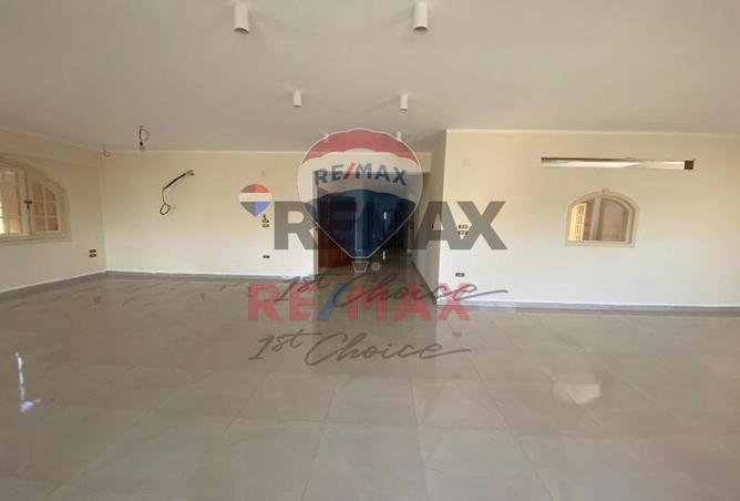 7040602 - Property Main Image