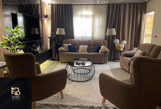 8175935 - Property Image 2