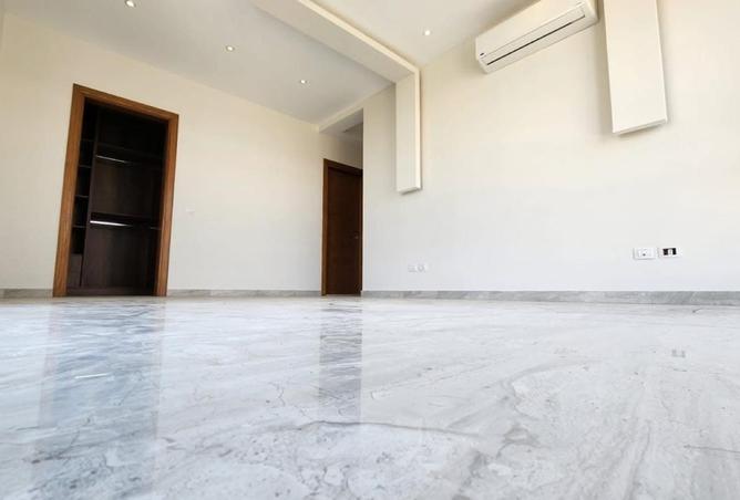 8410980 - Property Image 2