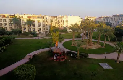 شقة - 3 غرف نوم - 2 حمامات للبيع في حدائق المهندسين - الحي الرابع - الشيخ زايد - الجيزة