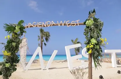 Chalet - 1 Bedroom - 1 Bathroom for sale in Hacienda West - Ras Al Hekma - North Coast