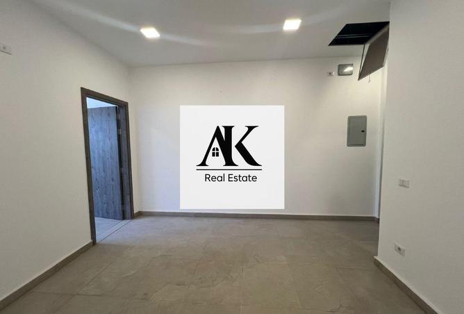 8351822 - Property Image 3