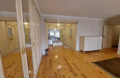 Apartment - 6 Bedrooms - 4 Bathrooms for sale in El Korba - Heliopolis - Masr El Gedida - Cairo