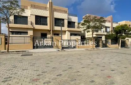 Twin House - 3 Bedrooms - 3 Bathrooms for sale in Alma - 2nd District - Sheikh Zayed City - Giza