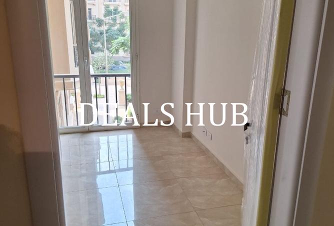 8382987 - Property Image 3