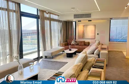 فيلا - 4 غرف نوم - 3 حمامات للبيع في سكاي لاين - سموحة - حي شرق - الاسكندرية