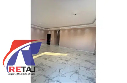 شقة - 3 غرف نوم - 2 حمامات للايجار في شارع رقم 12 - الحي الاول - التجمع الخامس - مدينة القاهرة الجديدة - القاهرة
