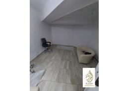 شقة - 2 غرف نوم - 2 حمامات for للايجار in شارع النيل - جمال عبد الناصر - العجوزة - الجيزة