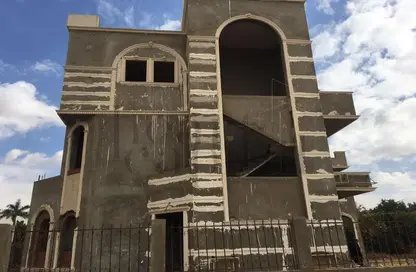 فيلا - 3 غرف نوم - 4 حمامات للبيع في الحياة ريزيدنس - الحي الثالث غرب - مدينة الشروق - القاهرة