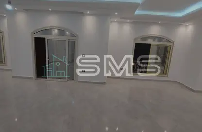 Apartment - 3 Bedrooms - 2 Bathrooms for rent in Mohamed Naguib Axis - Abou El Houl - New Cairo City - Cairo