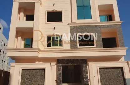 Apartment - 3 Bedrooms - 2 Bathrooms for sale in Talaat Harb Axis - Al Narges - New Cairo City - Cairo