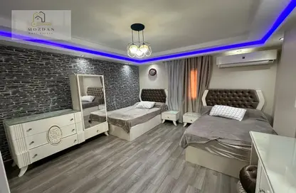 (بنتهاوس  (روف - 4 غرف نوم - 4 حمامات للايجار في الشطر الثامن - زهراء المعادي - حي المعادي - القاهرة