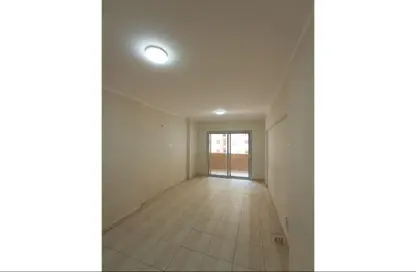 شقة - 3 غرف نوم - 3 حمامات للايجار في كابيتال ايست - كمبوندات مدينة نصر - مدينة نصر - القاهرة