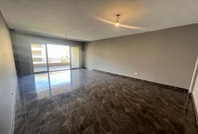 8064602 - Property Image 2