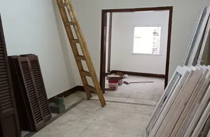 شقة - 2 غرف نوم - 1 حمام للايجار في شارع النزهه - ارض الجولف - مصر الجديدة - القاهرة