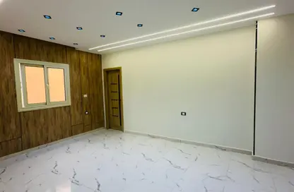 Apartment - 2 Bedrooms - 3 Bathrooms for sale in Gate 3 old - Khafre - Hadayek El Ahram - Giza