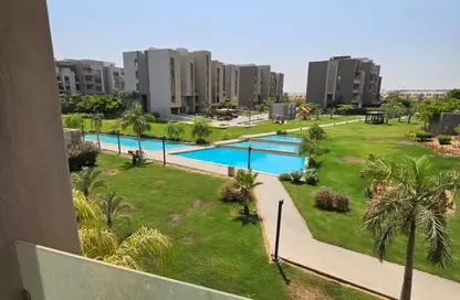 Apartment - 2 Bedrooms - 2 Bathrooms for sale in Village Gardens Katameya - 5th Settlement Compounds - The 5th Settlement - New Cairo City - Cairo