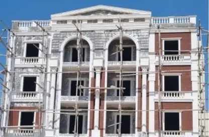Apartment - 2 Bedrooms - 2 Bathrooms for sale in Bait Alwatan - The 5th Settlement - New Cairo City - Cairo