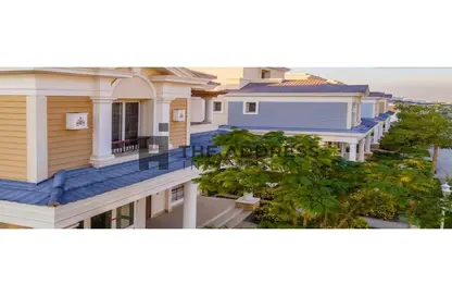Villa - 4 Bedrooms - 3 Bathrooms for sale in Mountain View 2 - 5th Settlement Compounds - The 5th Settlement - New Cairo City - Cairo
