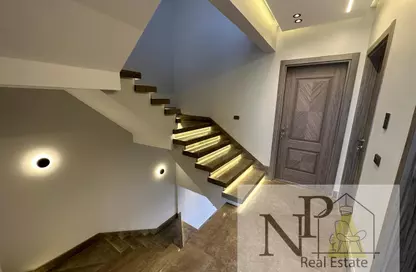 Villa - 3 Bedrooms - 3 Bathrooms for rent in Patio Al Zahraa - Sheikh Zayed Compounds - Sheikh Zayed City - Giza
