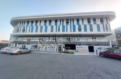 محل تجاري - استوديو للايجار في ميدان جهينة - مدينة 6 أكتوبر - الجيزة