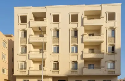 Apartment - 3 Bedrooms - 2 Bathrooms for sale in Mohamed Naguib Axis - Abou El Houl - New Cairo City - Cairo