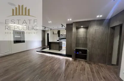 Apartment - 3 Bedrooms - 3 Bathrooms for sale in Eastown - 5th Settlement Compounds - The 5th Settlement - New Cairo City - Cairo