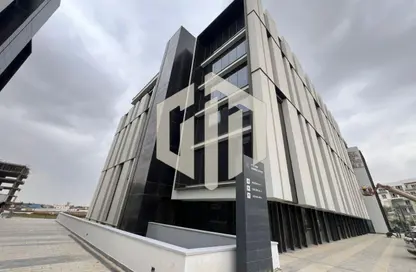 Office Space - Studio - 1 Bathroom for sale in Hyde Park - New Cairo City - Cairo
