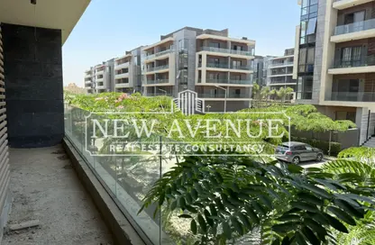 Apartment - 3 Bedrooms - 2 Bathrooms for sale in El Patio Oro - 5th Settlement Compounds - The 5th Settlement - New Cairo City - Cairo