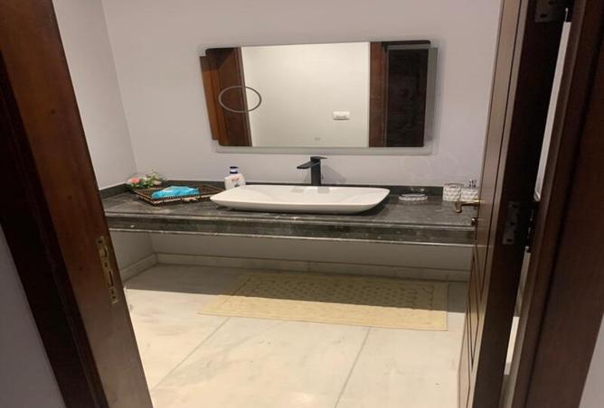 8062461 - Property Image 2
