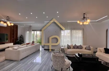 Villa - 5 Bedrooms - 6 Bathrooms for rent in Jedar - 6 October Compounds - 6 October City - Giza