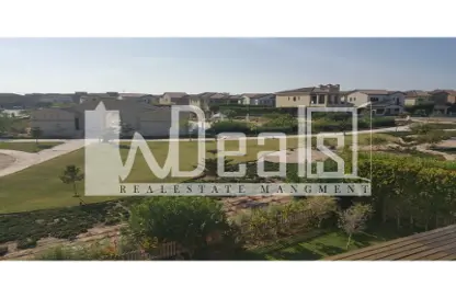 فيلا - 5 غرف نوم - 5 حمامات للبيع في مراسي - سيدي عبد الرحمن - الساحل الشمالي