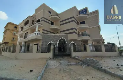 Apartment - 4 Bedrooms - 3 Bathrooms for sale in West Somid Road - West Somid - 6 October City - Giza
