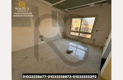 Twin House - 5 Bedrooms - 5 Bathrooms for sale in Toya Residential Compound - Hood 2 St. - Green Belt - 6 October City - Giza
